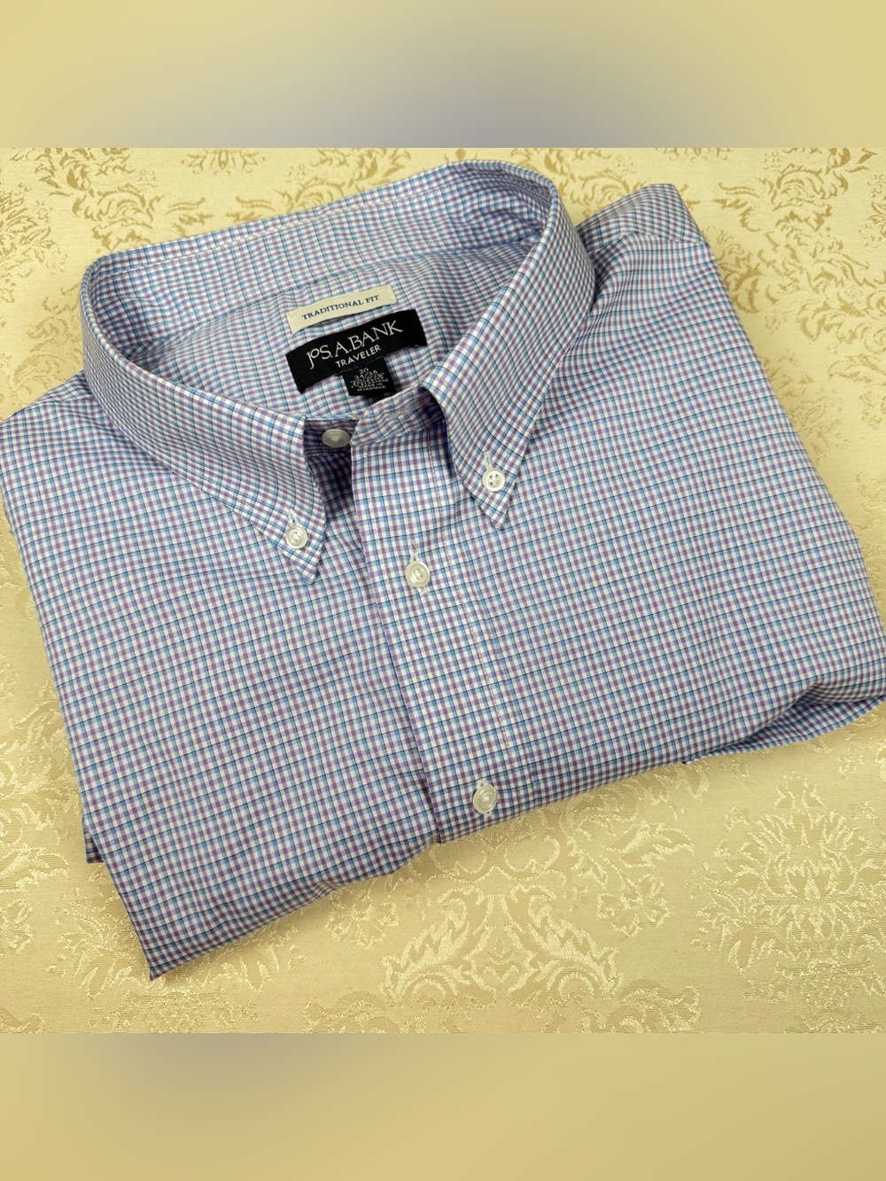 Jos. A. Bank Men’s Button-Down Shirt in Micro-Check Traditional 30, 34/35